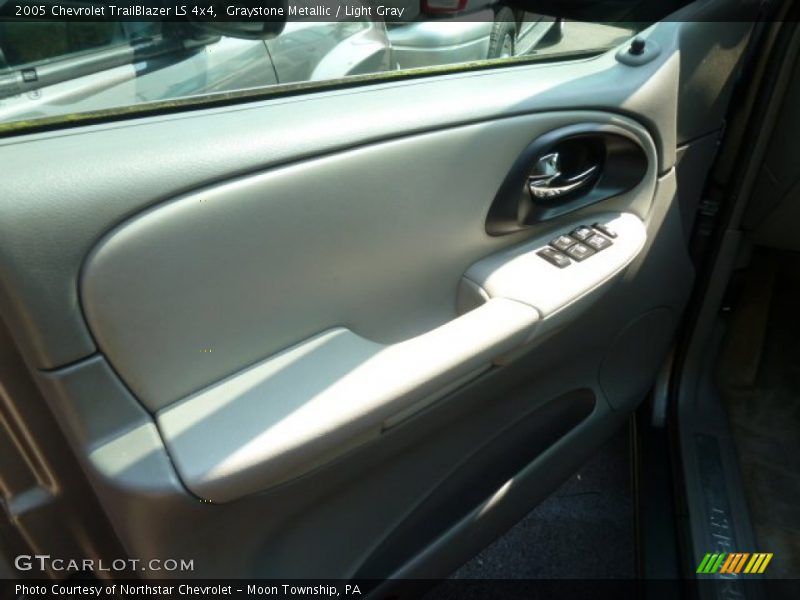 Graystone Metallic / Light Gray 2005 Chevrolet TrailBlazer LS 4x4