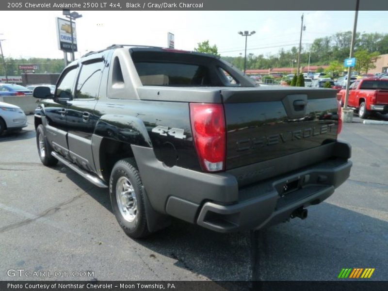 Black / Gray/Dark Charcoal 2005 Chevrolet Avalanche 2500 LT 4x4