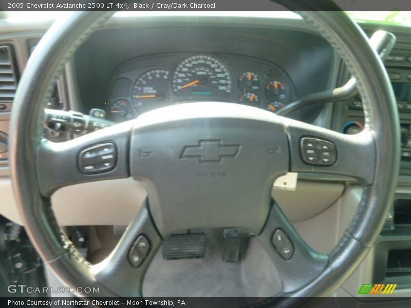 Black / Gray/Dark Charcoal 2005 Chevrolet Avalanche 2500 LT 4x4