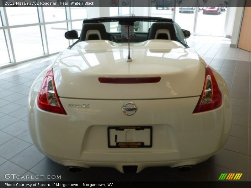 Pearl White / Black 2012 Nissan 370Z Roadster