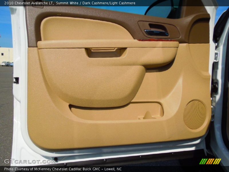 Summit White / Dark Cashmere/Light Cashmere 2010 Chevrolet Avalanche LT