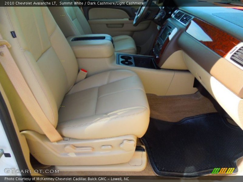 Summit White / Dark Cashmere/Light Cashmere 2010 Chevrolet Avalanche LT