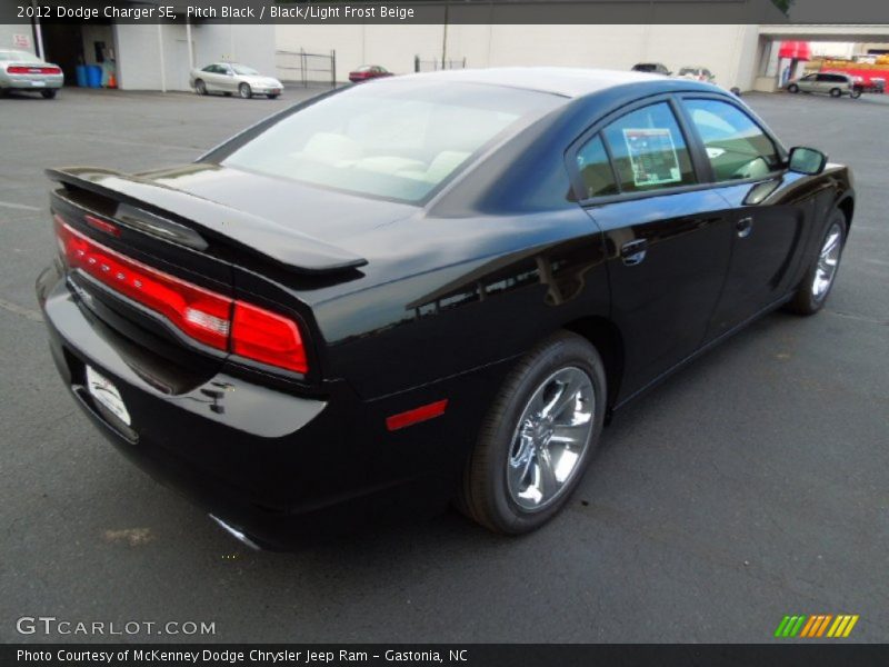 Pitch Black / Black/Light Frost Beige 2012 Dodge Charger SE