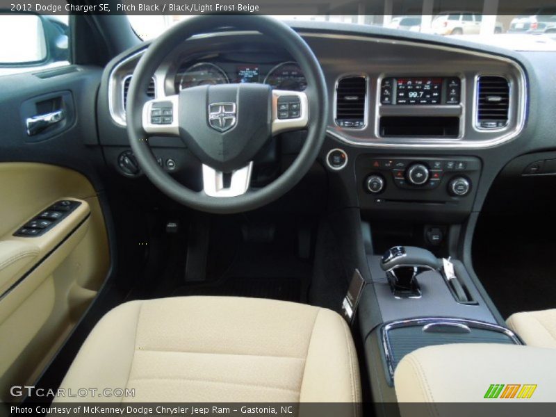 Pitch Black / Black/Light Frost Beige 2012 Dodge Charger SE