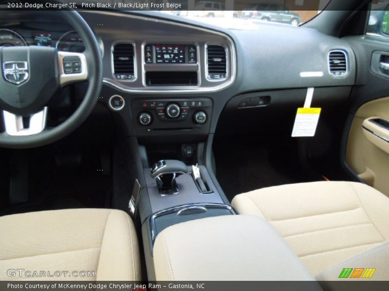 Pitch Black / Black/Light Frost Beige 2012 Dodge Charger SE