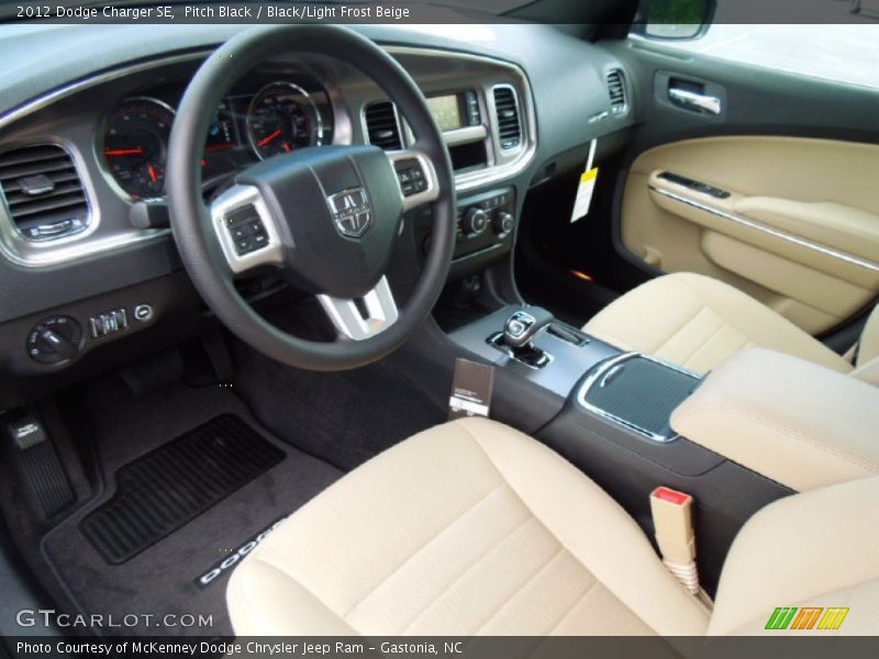 Pitch Black / Black/Light Frost Beige 2012 Dodge Charger SE