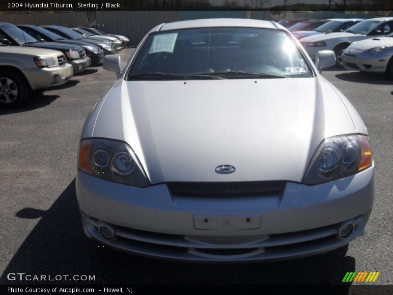 Sterling / Black 2004 Hyundai Tiburon