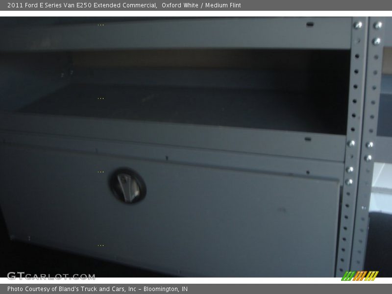 Oxford White / Medium Flint 2011 Ford E Series Van E250 Extended Commercial
