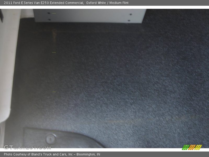 Oxford White / Medium Flint 2011 Ford E Series Van E250 Extended Commercial