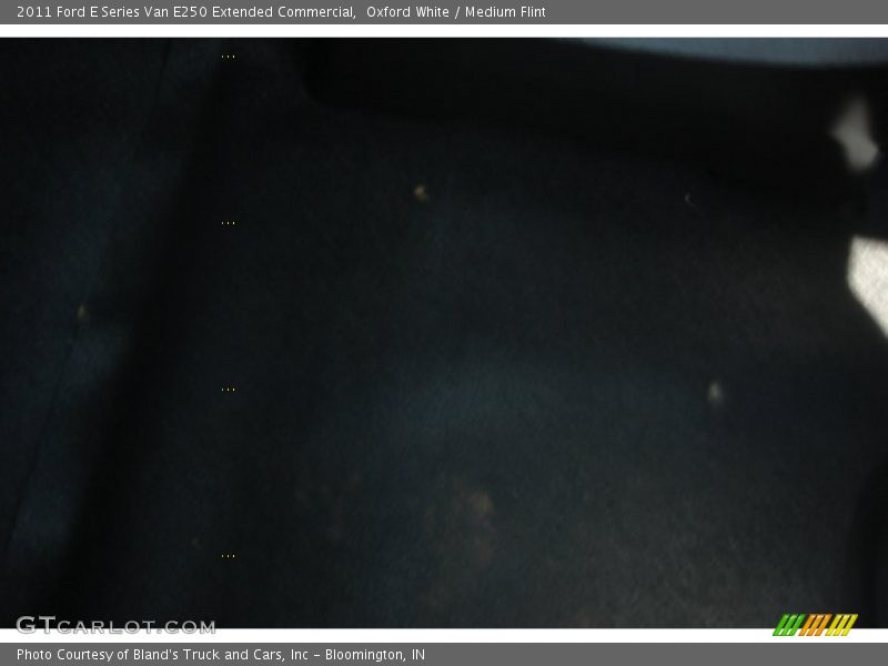 Oxford White / Medium Flint 2011 Ford E Series Van E250 Extended Commercial