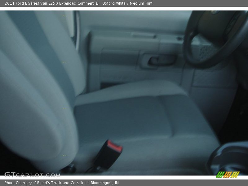 Oxford White / Medium Flint 2011 Ford E Series Van E250 Extended Commercial