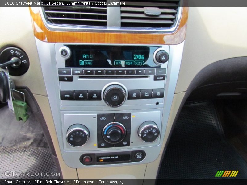 Summit White / Cocoa/Cashmere 2010 Chevrolet Malibu LT Sedan