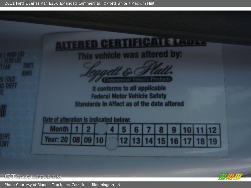 Oxford White / Medium Flint 2011 Ford E Series Van E250 Extended Commercial