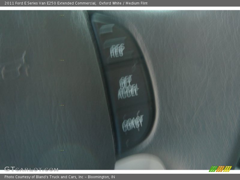 Oxford White / Medium Flint 2011 Ford E Series Van E250 Extended Commercial