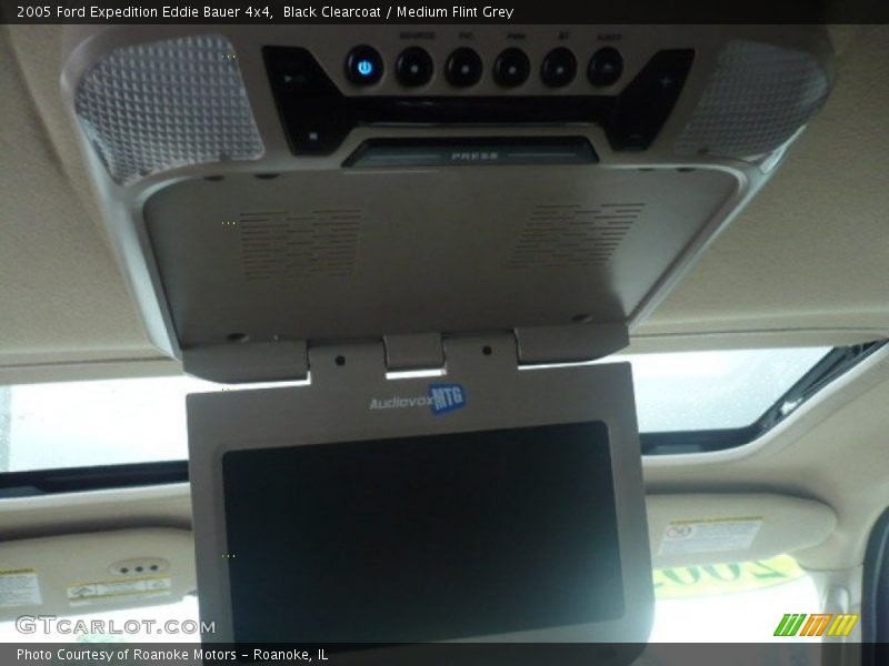 Black Clearcoat / Medium Flint Grey 2005 Ford Expedition Eddie Bauer 4x4