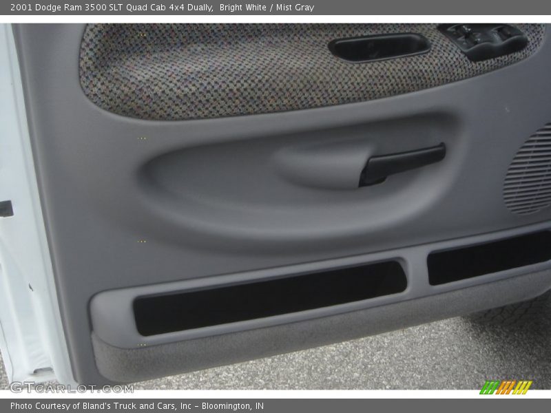 Bright White / Mist Gray 2001 Dodge Ram 3500 SLT Quad Cab 4x4 Dually