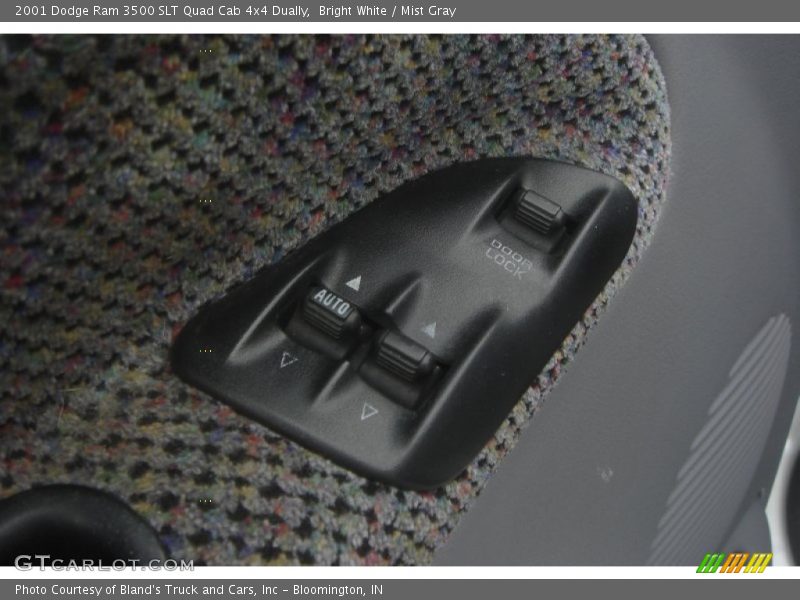 Bright White / Mist Gray 2001 Dodge Ram 3500 SLT Quad Cab 4x4 Dually