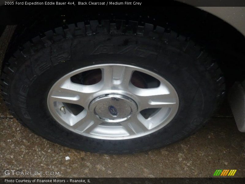 Black Clearcoat / Medium Flint Grey 2005 Ford Expedition Eddie Bauer 4x4