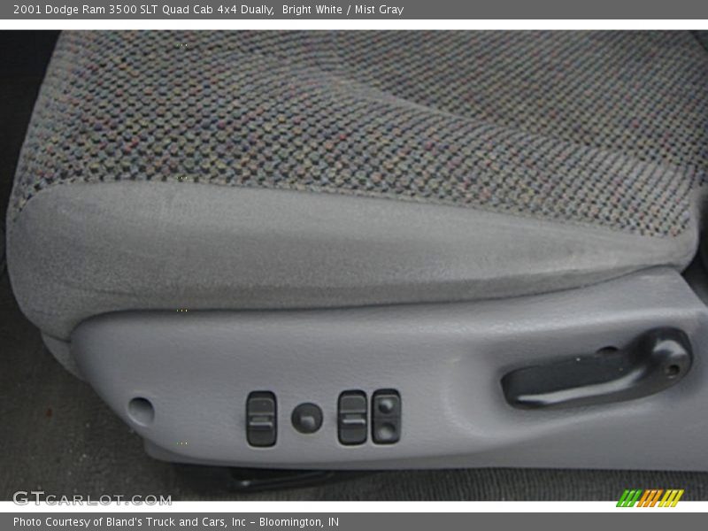 Bright White / Mist Gray 2001 Dodge Ram 3500 SLT Quad Cab 4x4 Dually