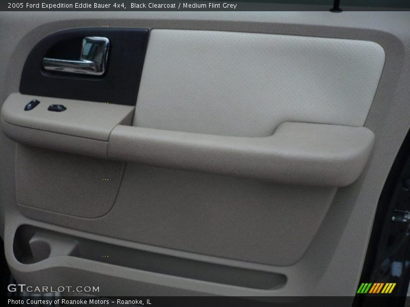 Black Clearcoat / Medium Flint Grey 2005 Ford Expedition Eddie Bauer 4x4