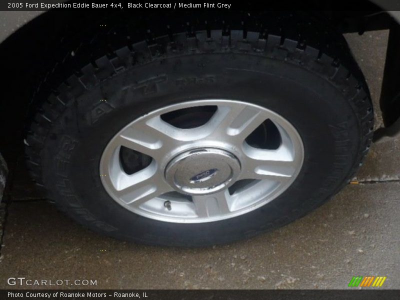 Black Clearcoat / Medium Flint Grey 2005 Ford Expedition Eddie Bauer 4x4