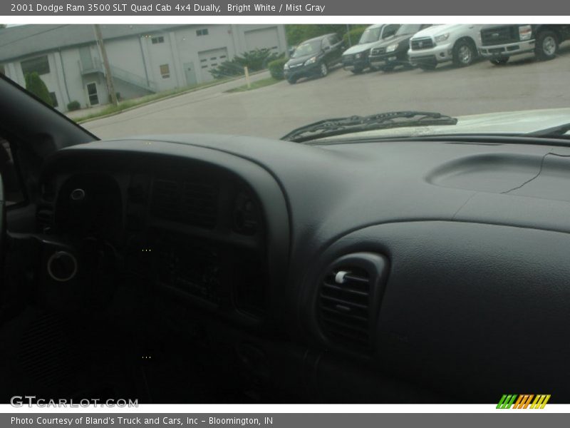Bright White / Mist Gray 2001 Dodge Ram 3500 SLT Quad Cab 4x4 Dually