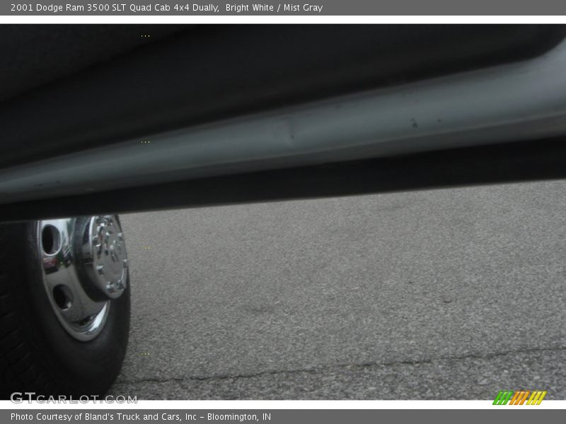 Bright White / Mist Gray 2001 Dodge Ram 3500 SLT Quad Cab 4x4 Dually