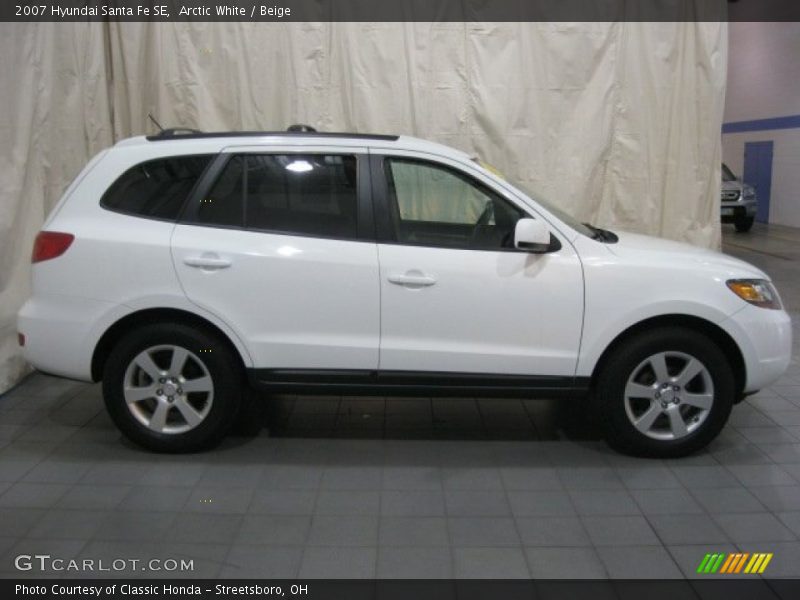 Arctic White / Beige 2007 Hyundai Santa Fe SE