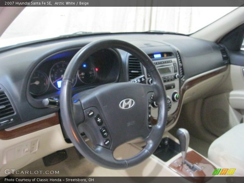 Arctic White / Beige 2007 Hyundai Santa Fe SE
