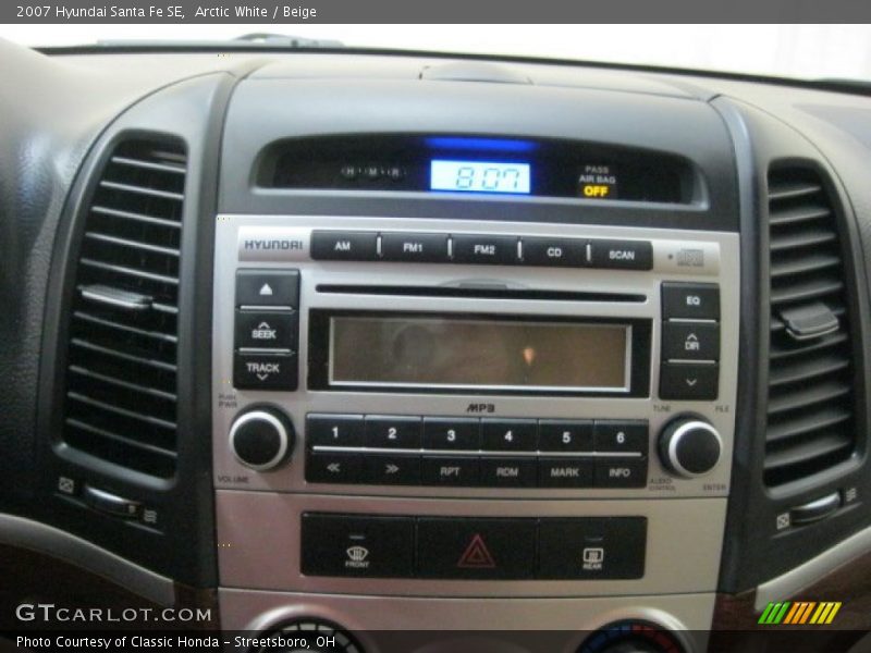 Arctic White / Beige 2007 Hyundai Santa Fe SE