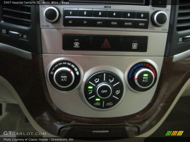 Arctic White / Beige 2007 Hyundai Santa Fe SE