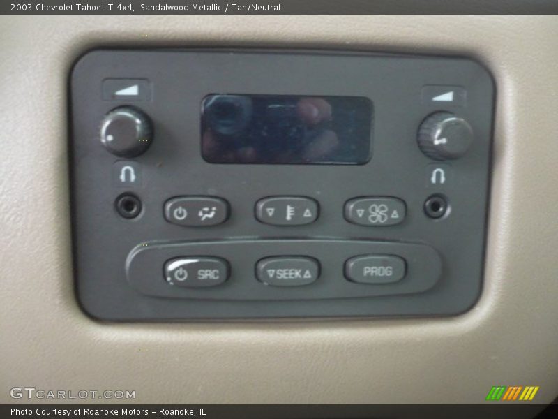 Sandalwood Metallic / Tan/Neutral 2003 Chevrolet Tahoe LT 4x4