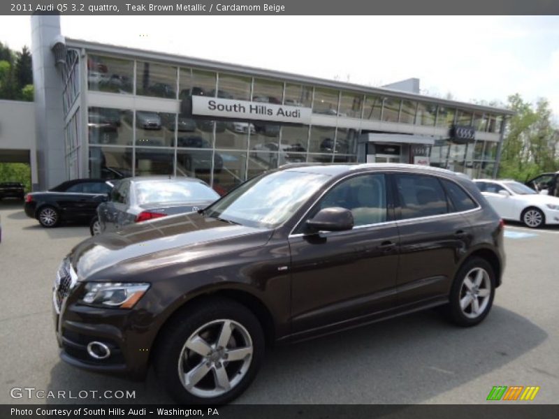 Teak Brown Metallic / Cardamom Beige 2011 Audi Q5 3.2 quattro