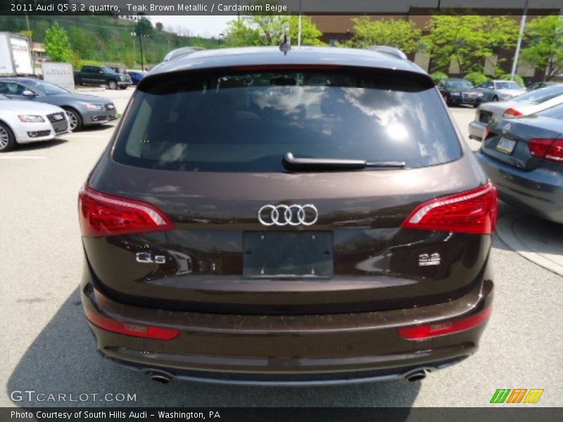 Teak Brown Metallic / Cardamom Beige 2011 Audi Q5 3.2 quattro