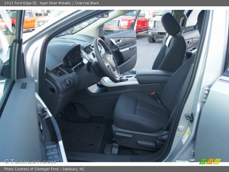Ingot Silver Metallic / Charcoal Black 2013 Ford Edge SE