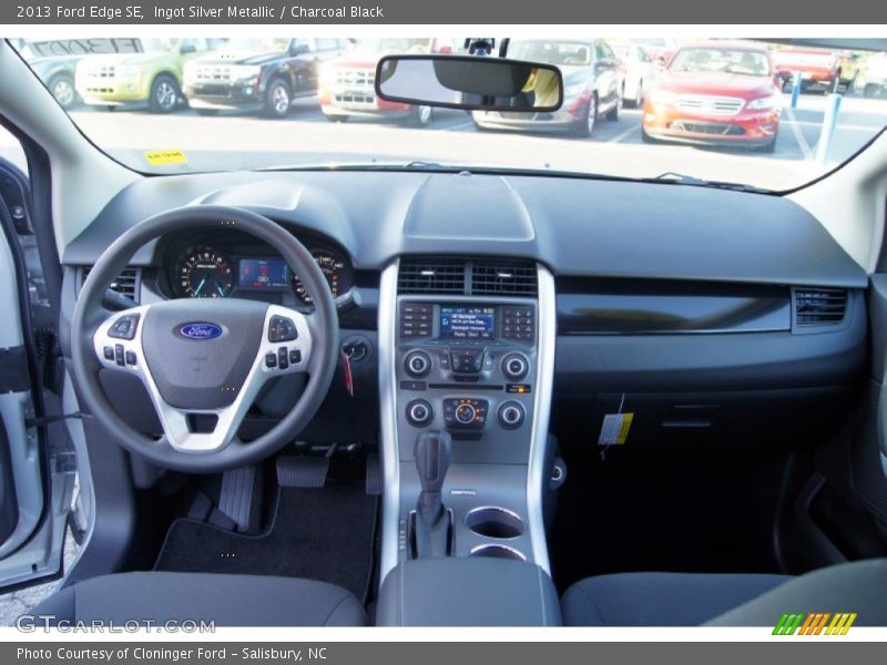 Ingot Silver Metallic / Charcoal Black 2013 Ford Edge SE