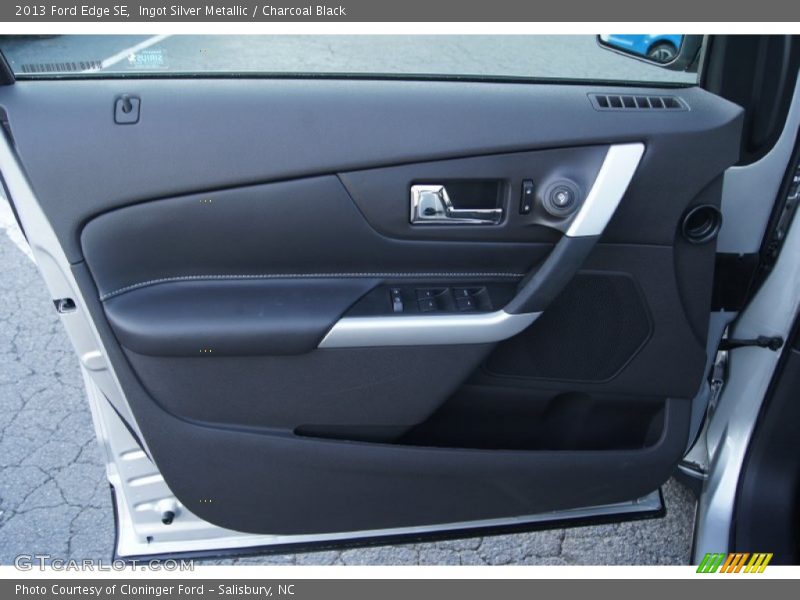 Ingot Silver Metallic / Charcoal Black 2013 Ford Edge SE
