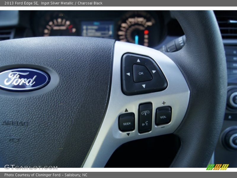 Ingot Silver Metallic / Charcoal Black 2013 Ford Edge SE