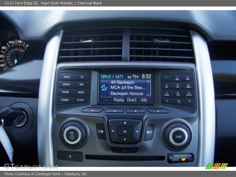 Ingot Silver Metallic / Charcoal Black 2013 Ford Edge SE