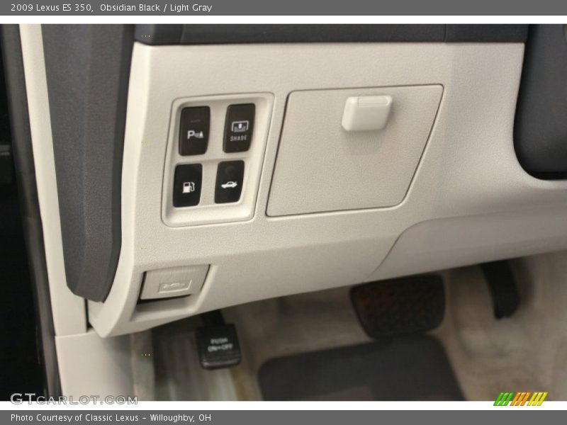 Obsidian Black / Light Gray 2009 Lexus ES 350