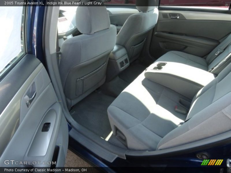 Indigo Ink Blue Pearl / Light Gray 2005 Toyota Avalon XL
