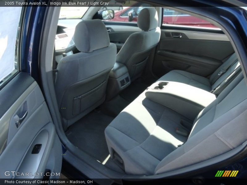 Indigo Ink Blue Pearl / Light Gray 2005 Toyota Avalon XL
