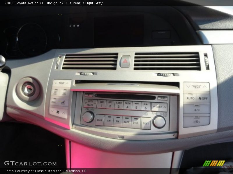 Indigo Ink Blue Pearl / Light Gray 2005 Toyota Avalon XL