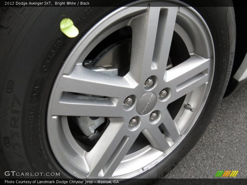 Bright White / Black 2012 Dodge Avenger SXT
