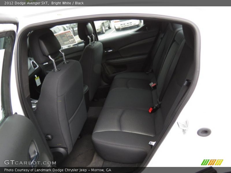 Bright White / Black 2012 Dodge Avenger SXT