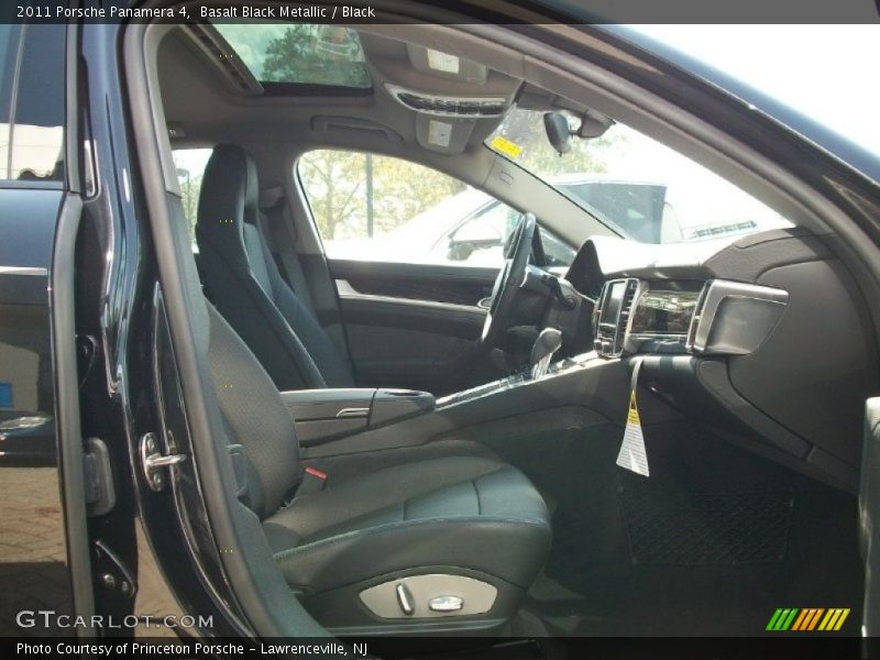 Basalt Black Metallic / Black 2011 Porsche Panamera 4