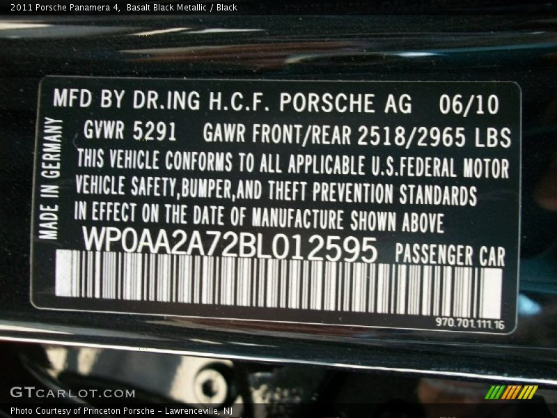Basalt Black Metallic / Black 2011 Porsche Panamera 4