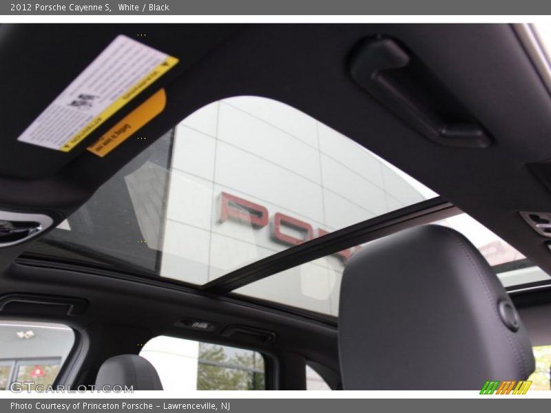 White / Black 2012 Porsche Cayenne S