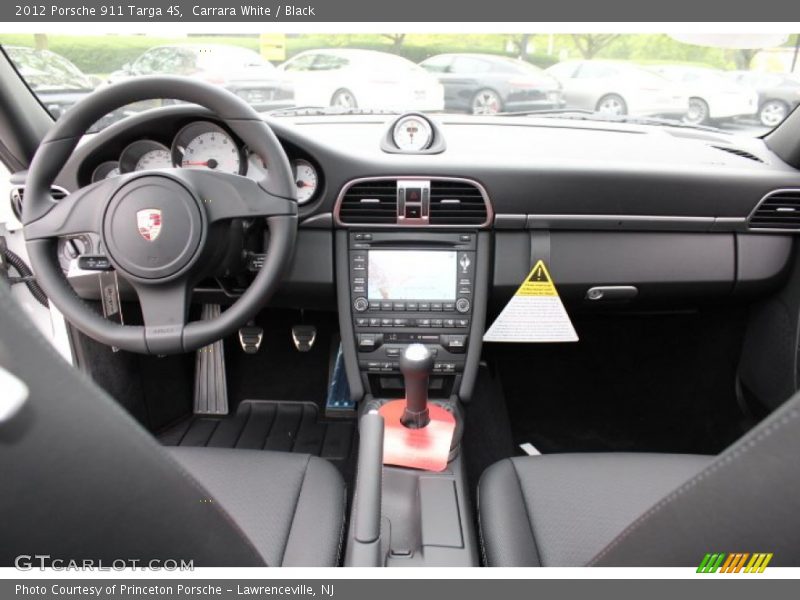 Dashboard of 2012 911 Targa 4S