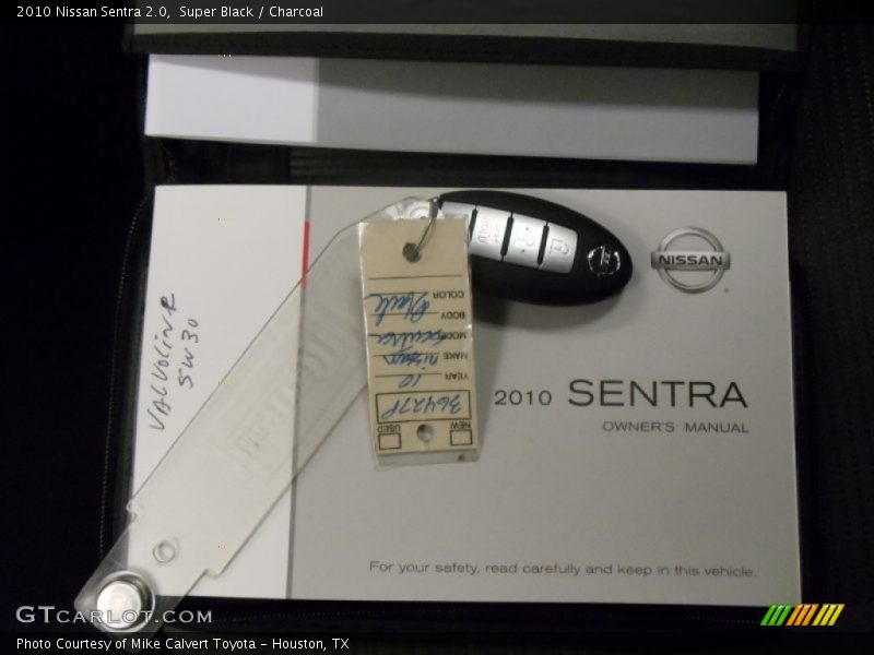 Super Black / Charcoal 2010 Nissan Sentra 2.0